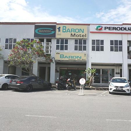 1 Baron Motel Kuah Exterior photo